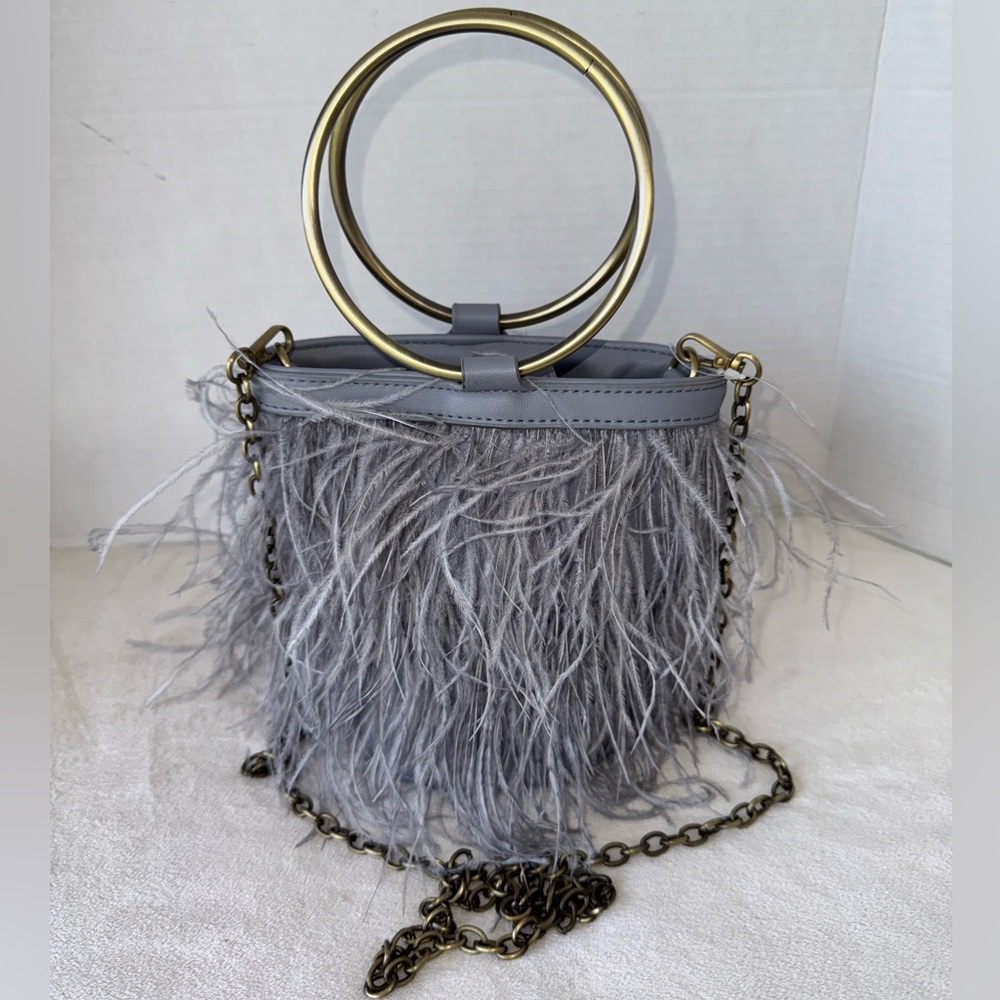 Anthropologie Ostrich Betty Feathered Ring Handle Shoulder/Crossbody Clutch Bag - Picture 2 of 16